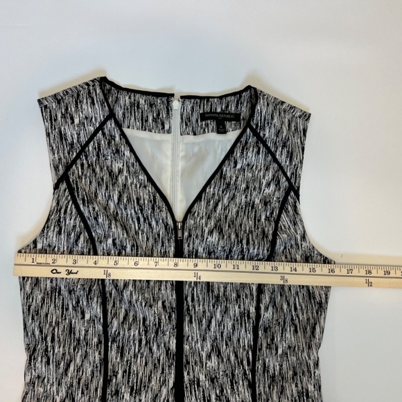 Banana Republic Dress - Office Career Shift Dress - Size 6 - EUC - Black White - Picture 11 of 16